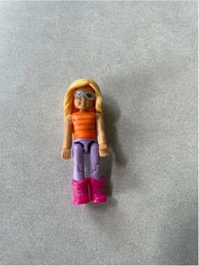 Mega Construx American Girl Series 1 Sunny Stripes mini figure
